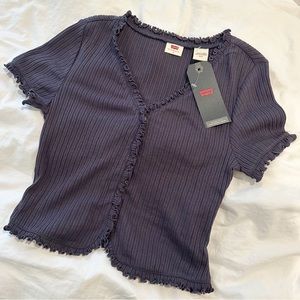 NEW levi’s cropped frilly shirt